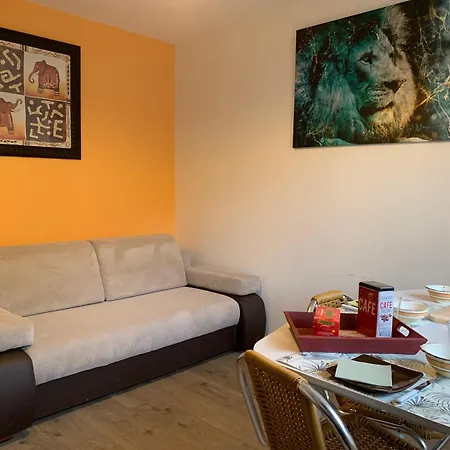 Les Amis De Beauval Villa Seigy Exterior photo